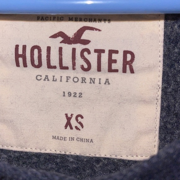 Hollister cute too💕 - Picture 4 of 4